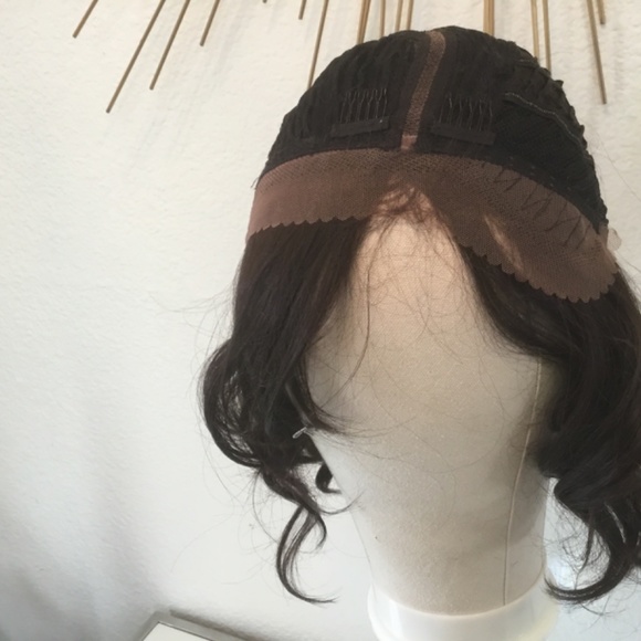 Vivica A Fox lace front bob wig #4 - Picture 12 of 13